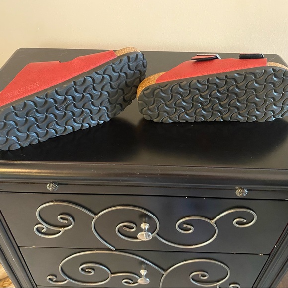 Birkenstock Arizona Sandals- Women’s Oiled leather Red - Picture 4 of 4